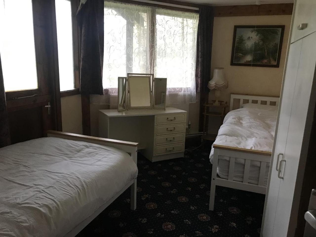 Bed and Breakfast Hafan Y Coed Abercraf Exterior foto